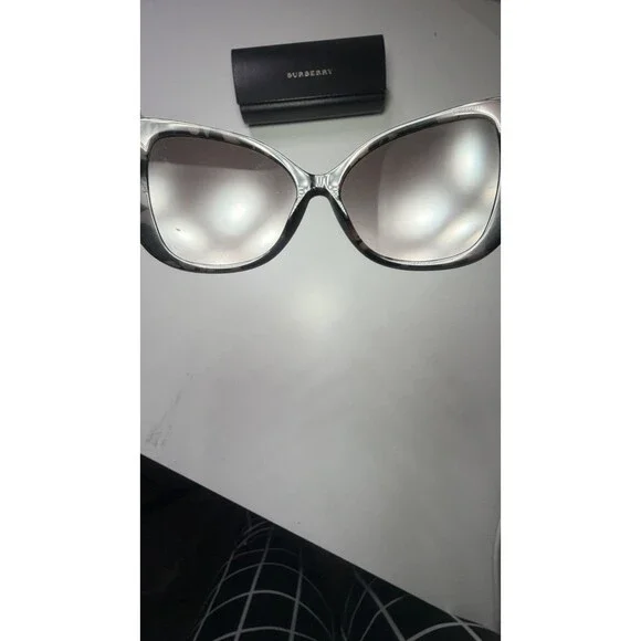 The Burberry BE4238 Sunglasses Are A Women\'s Fashion Accessory 100 Authentic Burberry Brown Butterfly Sunglasses for Women for sale | eBay main image 4